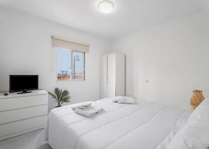 Apto View Playa Cristiano *