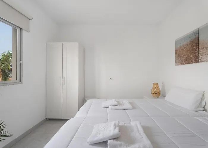 Apto View Playa Cristiano 阿罗纳