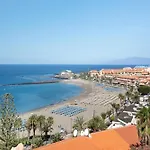 Apto View Playa Cristiano * أرونا